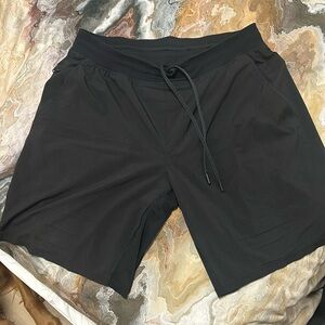 Lululemon Pace Breaker 1.0, Size XL, 9”, Black, boxer lined.